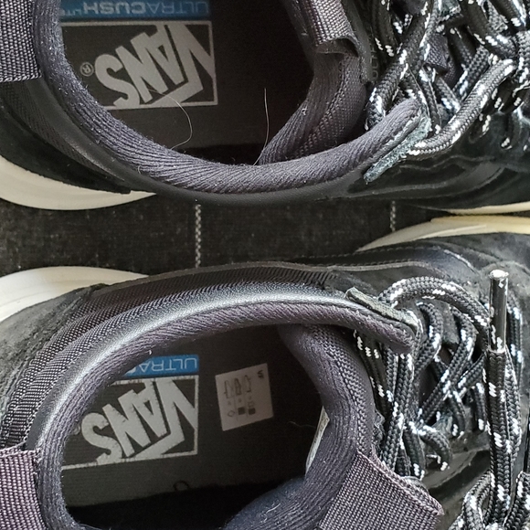 Vans Ultrarange Hi DL Black/White Suede, Women's 8.5/Men's 7, EUC - Picture 5 of 7